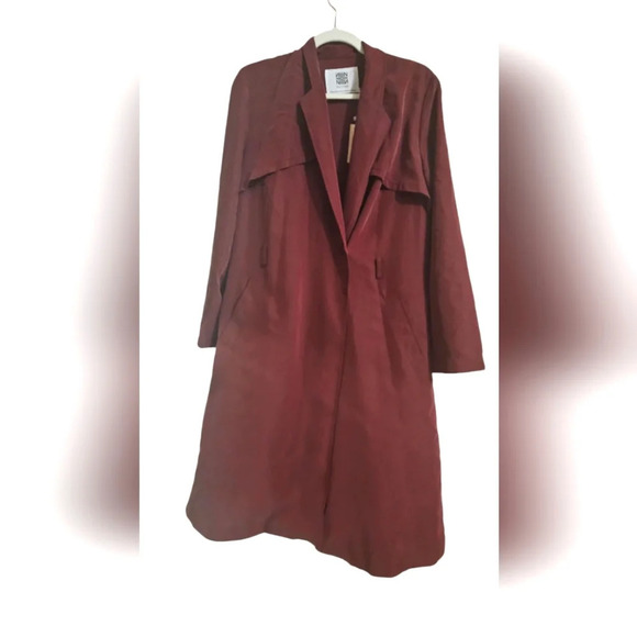 KESTAN Hawthorne Burgundy Trench coat. Size medium NWT - Picture 4 of 11